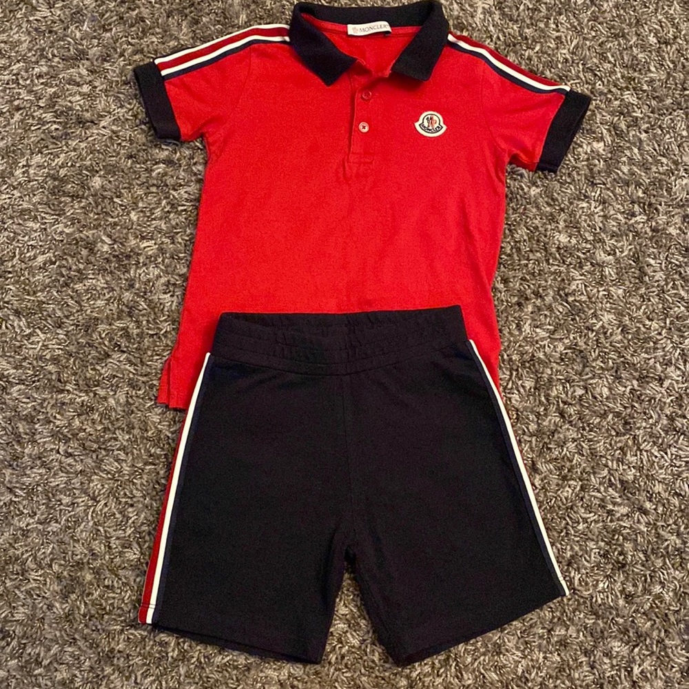 Kids moncler outfit.
